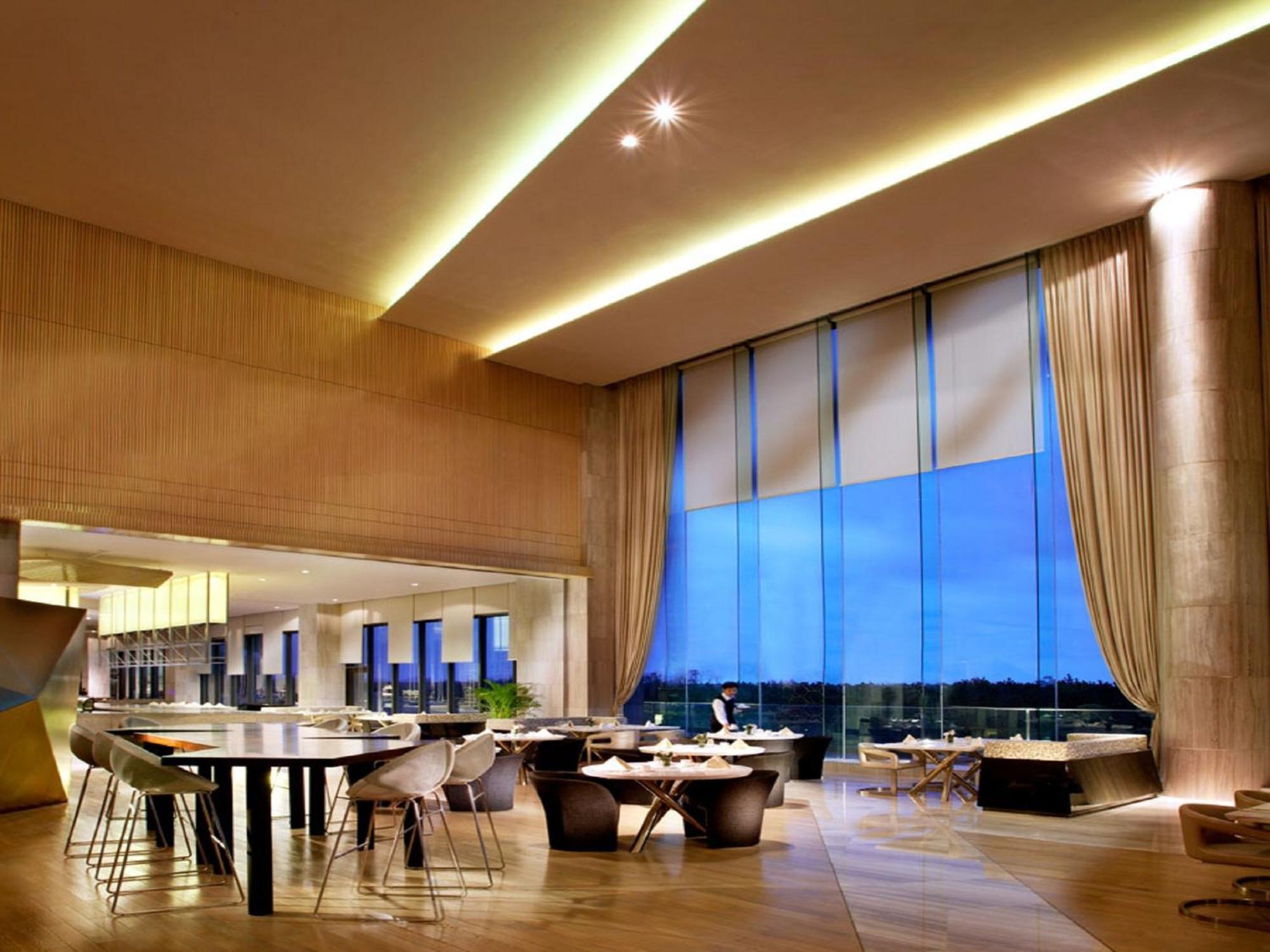 Wyndham Grand Qingdao Hotell Eksteriør bilde