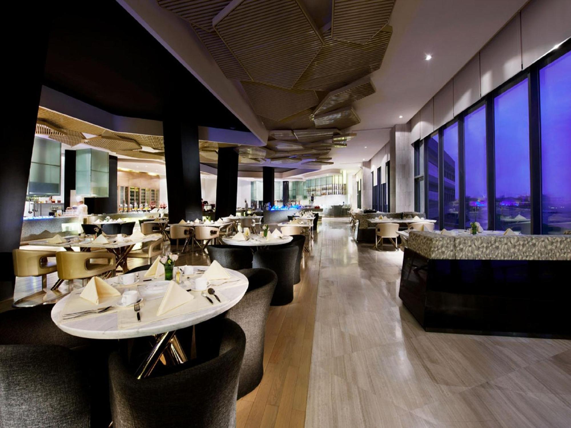Wyndham Grand Qingdao Hotell Eksteriør bilde