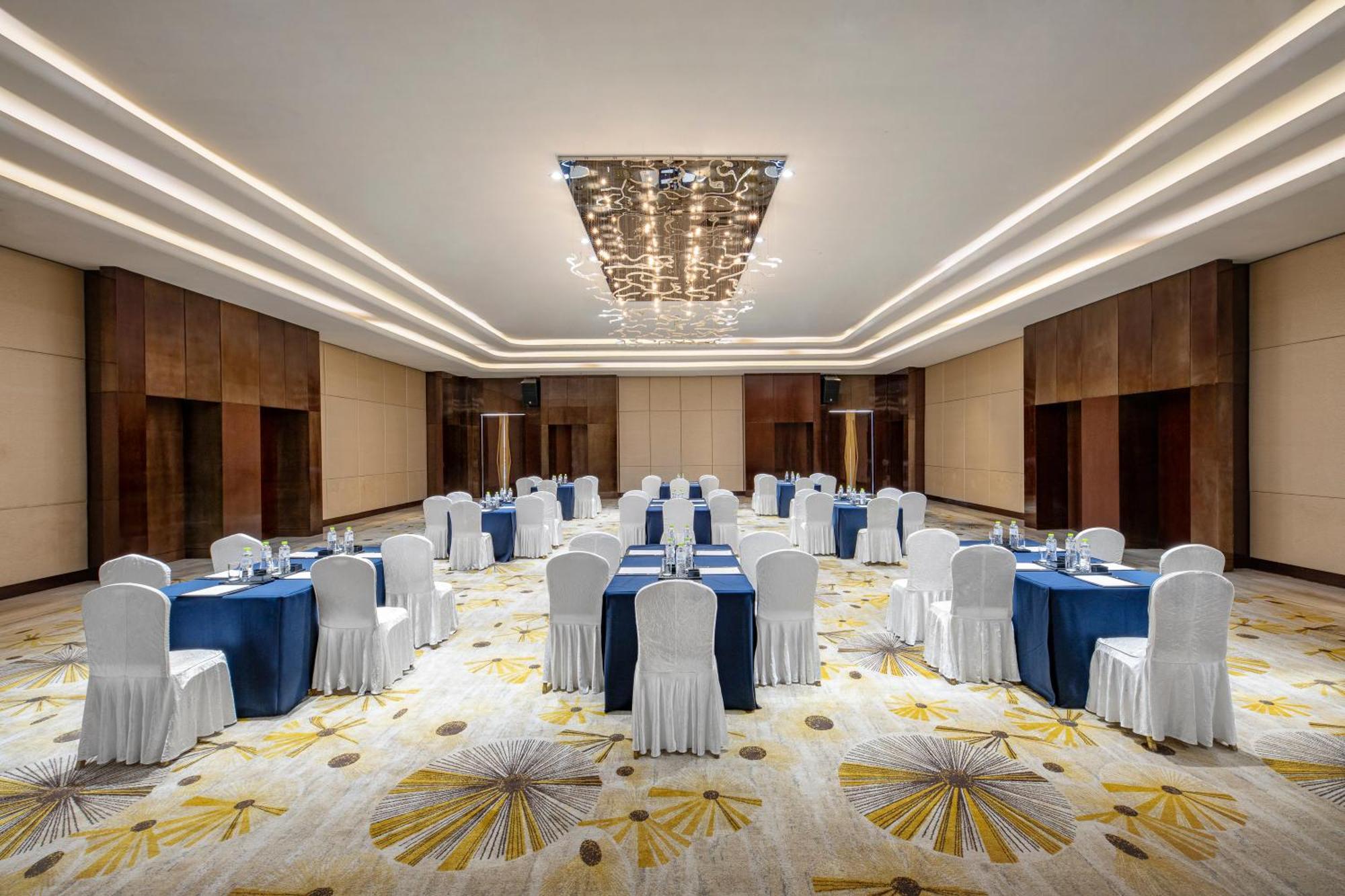 Wyndham Grand Qingdao Hotell Eksteriør bilde