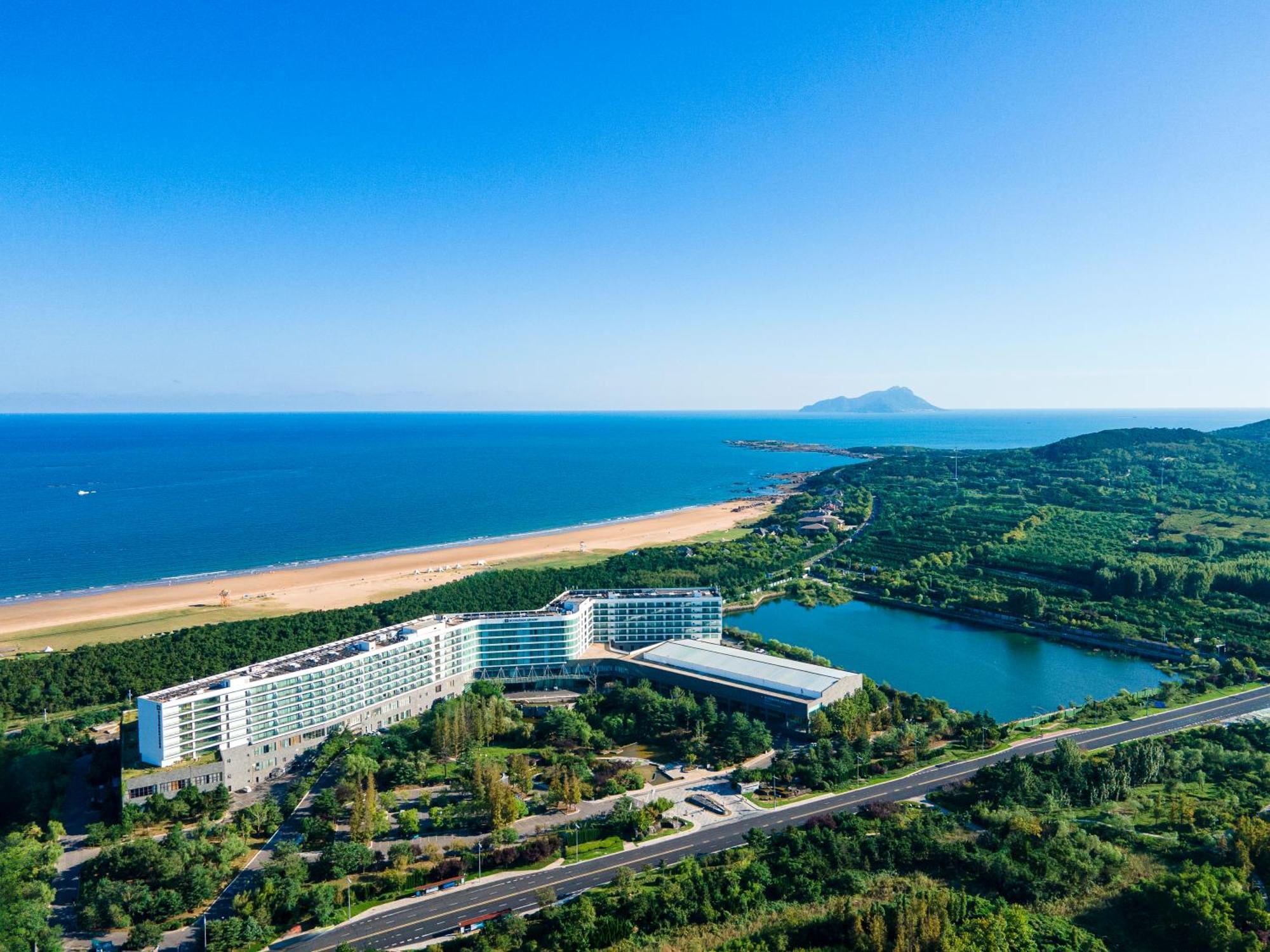 Wyndham Grand Qingdao Hotell Eksteriør bilde