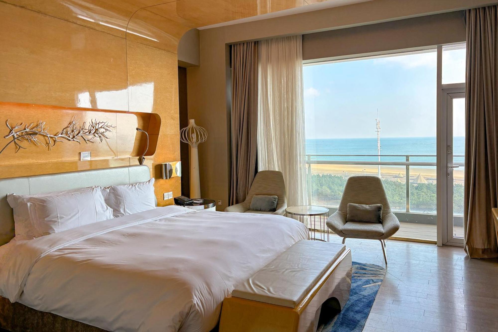 Wyndham Grand Qingdao Hotell Eksteriør bilde