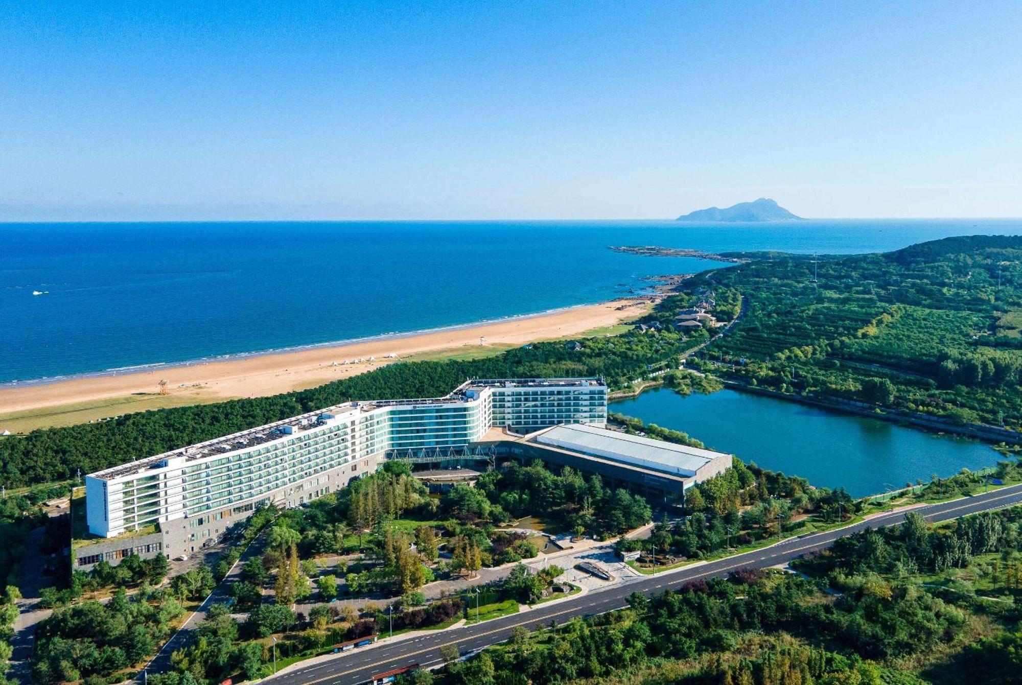 Wyndham Grand Qingdao Hotell Eksteriør bilde